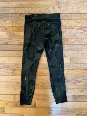 Lululemon Camo Active Leggings - Dark Green/Black